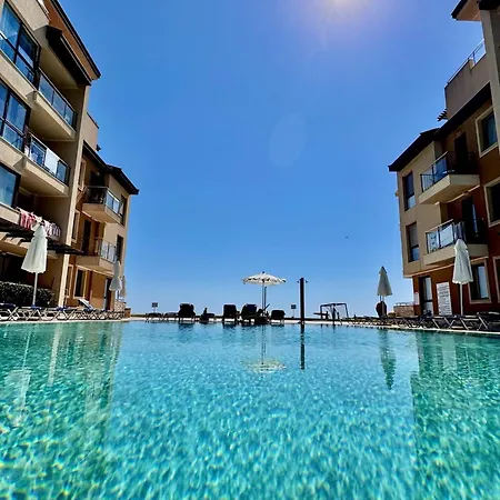 Obzor Beach Resort Апарт-отель 4*