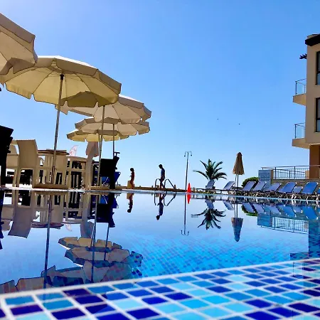 Obzor Beach Resort אובזור