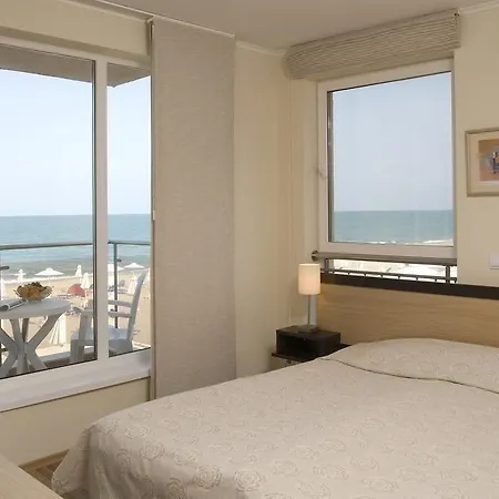 Obzor Beach Resort אובזור