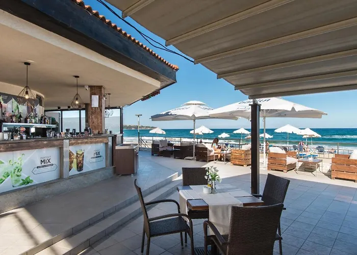 Обзор Бийч Резорт 4*