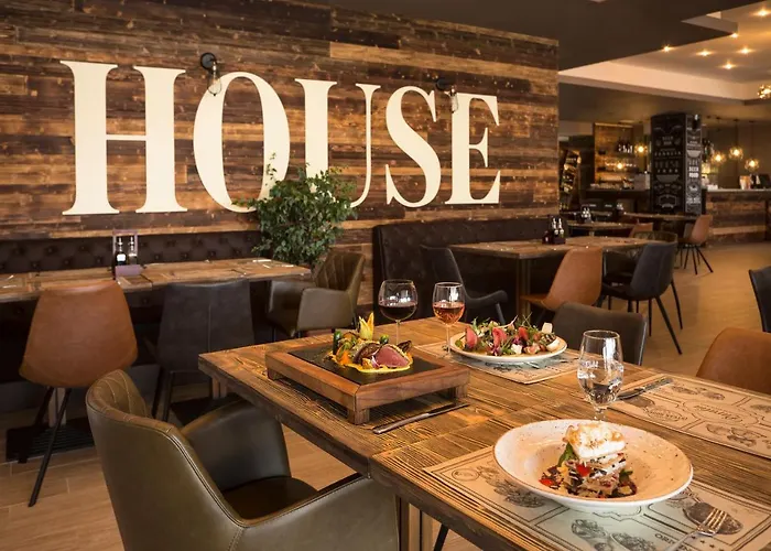 Апартхотел Обзор Бийч Резорт