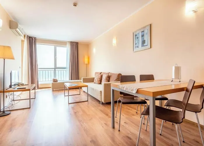 Obzor Beach Resort Lejlighedshotel 4*