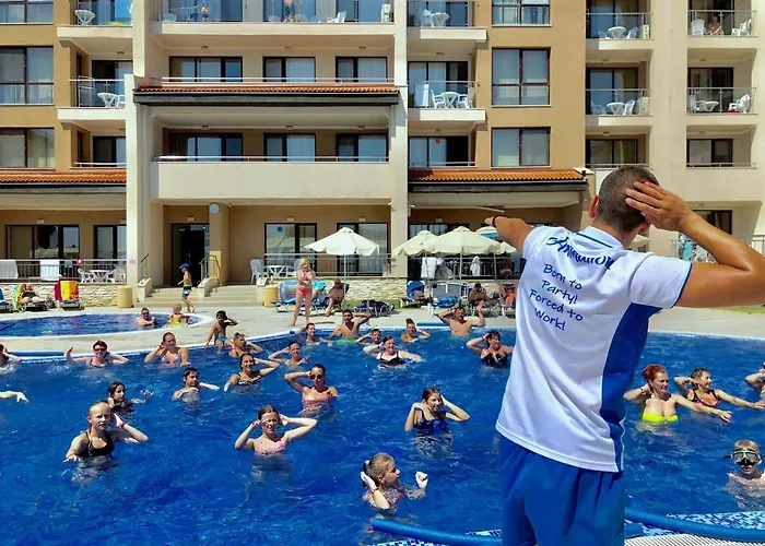 Lejlighedshotel Obzor Beach Resort 4*